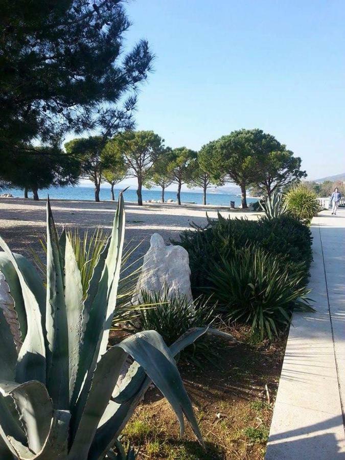Apartment Dora Crikvenica Bagian luar foto